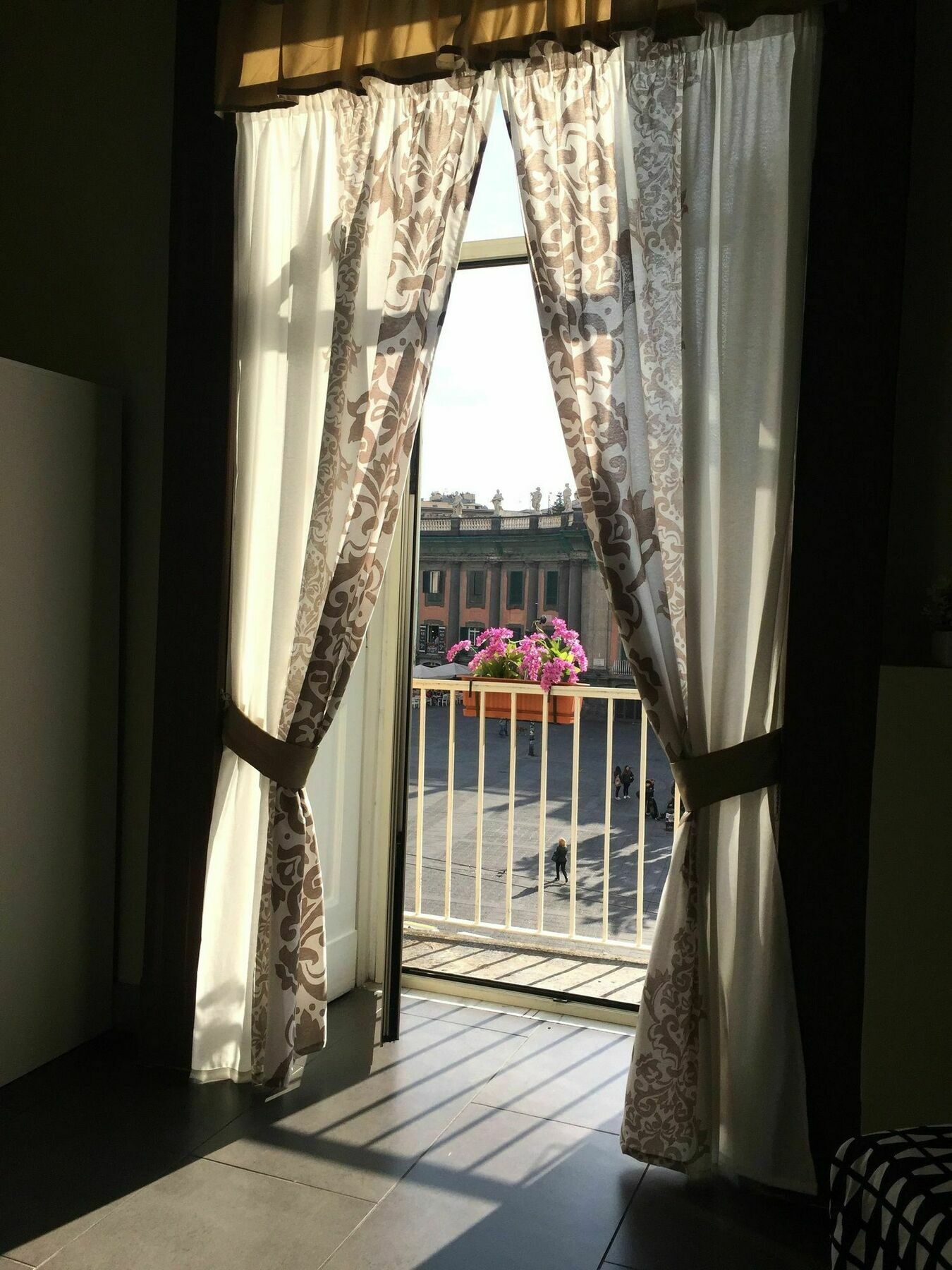 Dante & Beatrice Bed and Breakfast Νάπολη Εξωτερικό φωτογραφία